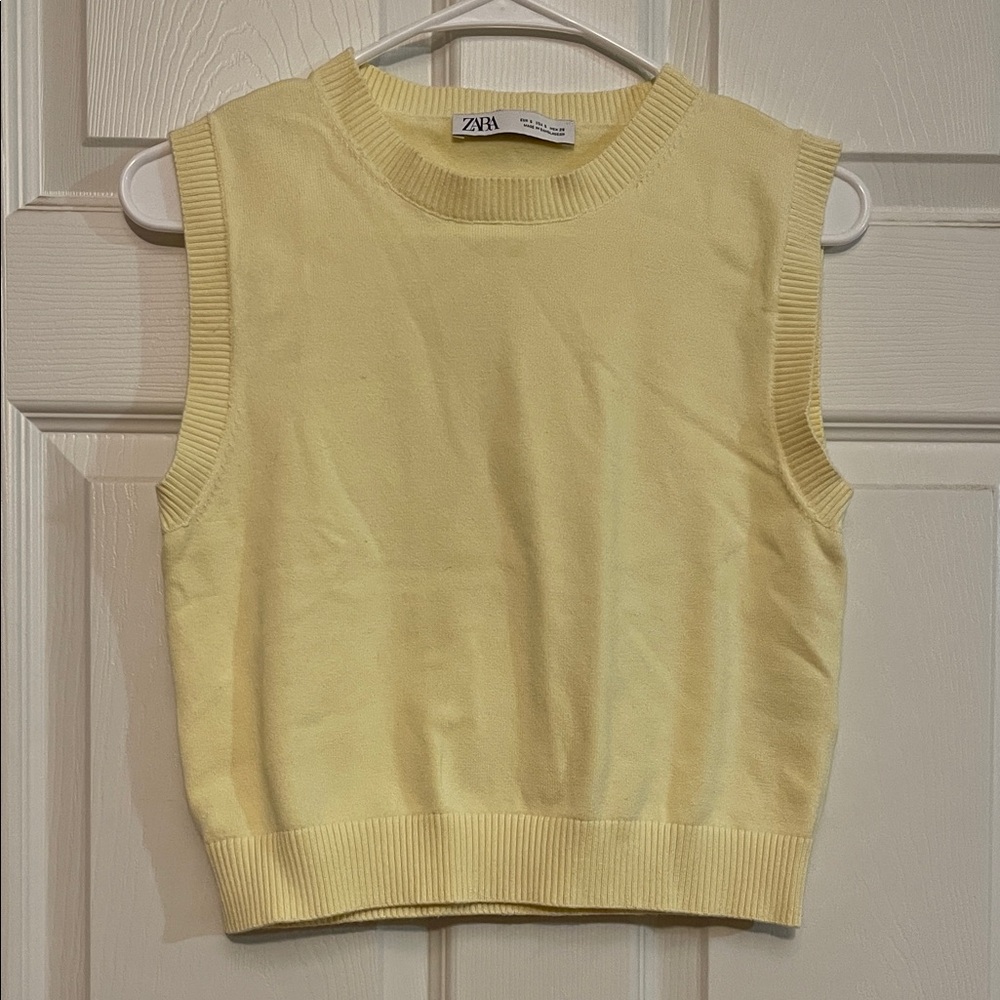 Zara Light Yellow Sleeveless Vest Top